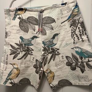 Bird Print short with Drawstring